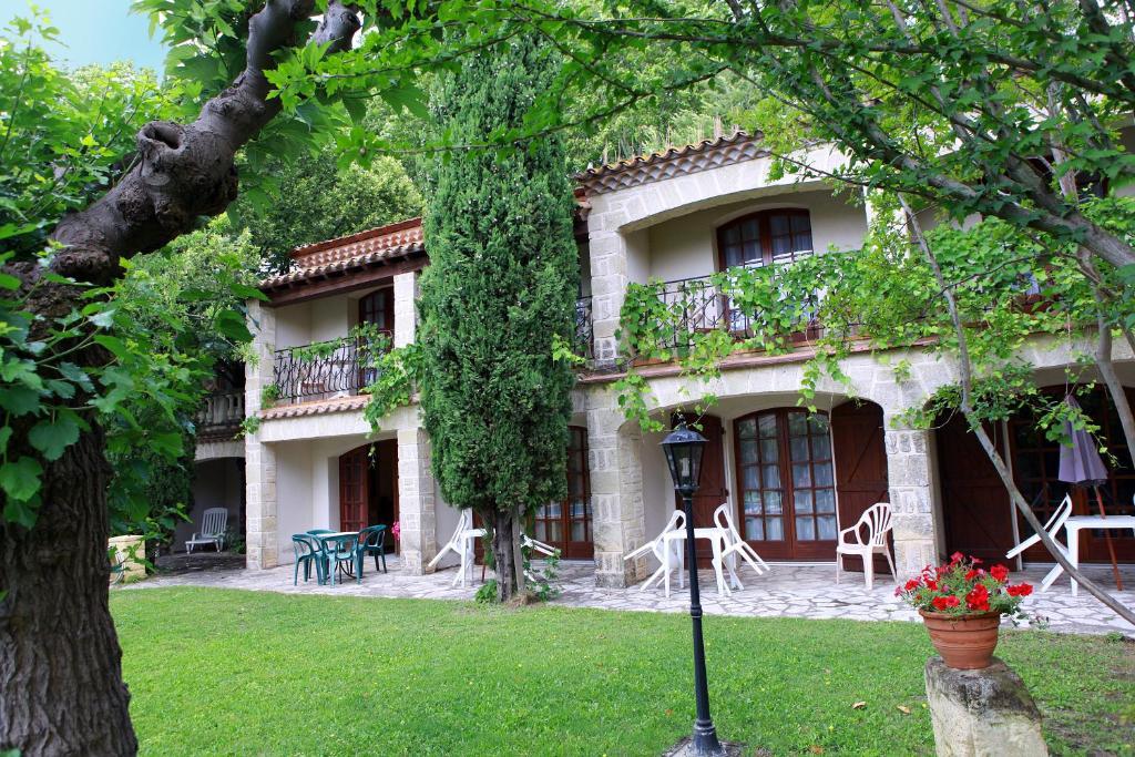 Auberge De La Tour -Appartements- Valros Habitación foto